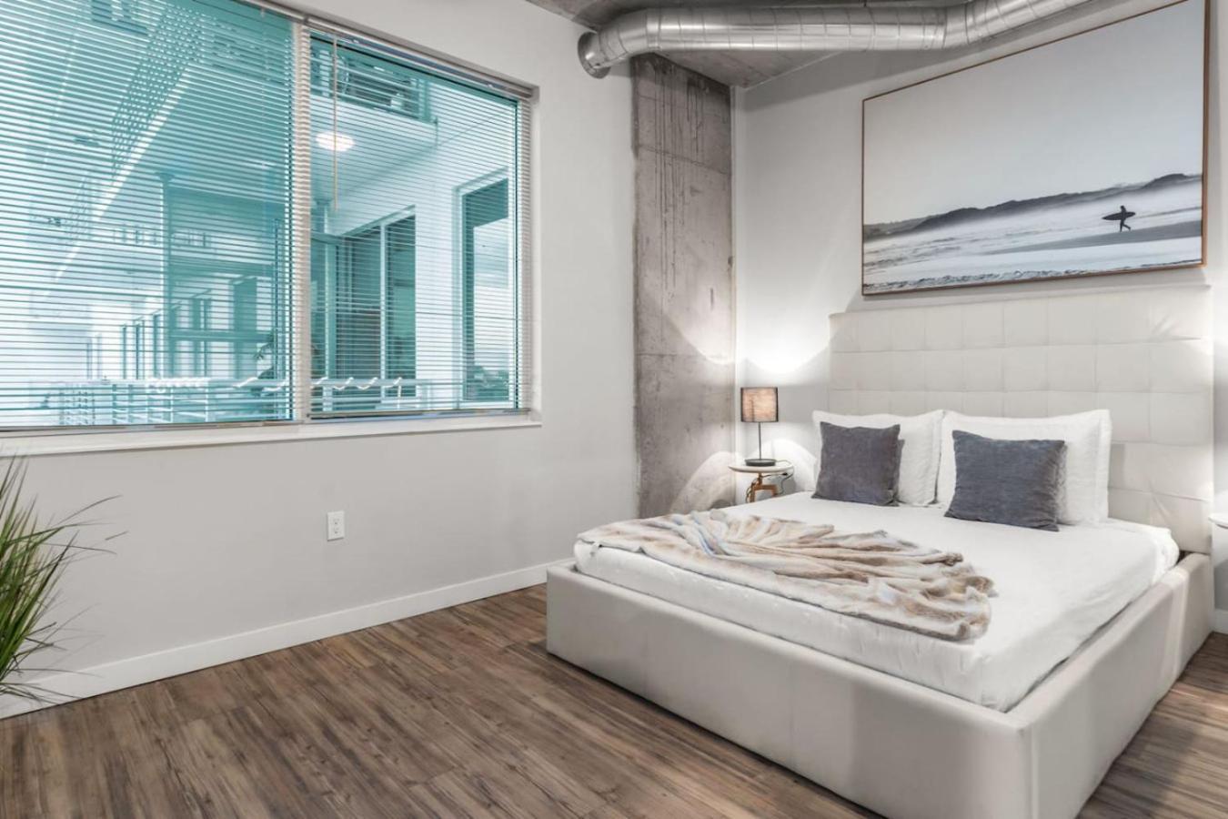 Modern 2 Bed Getaway Steps From Tropicana Field Сейнт Питърсбърг Екстериор снимка
